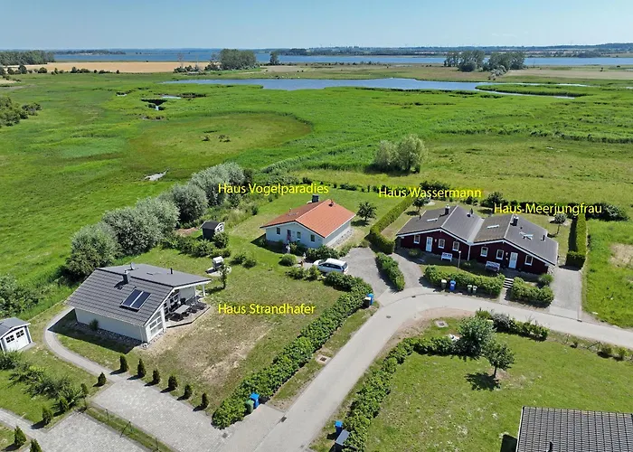 Daenische Ferienhaeuser Am Salzhaff Haus Strandhafer Holiday home *